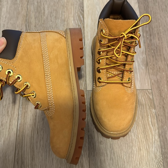 Kids timberlands - Picture 3 of 6